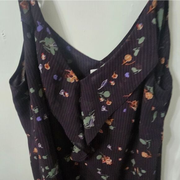 CAbi navy blue floral pinstripe ruffle blouse tank size medium - Picture 6 of 6